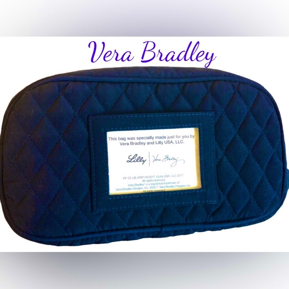 🆕 Vera Bradley Insulated Toiletry Bag